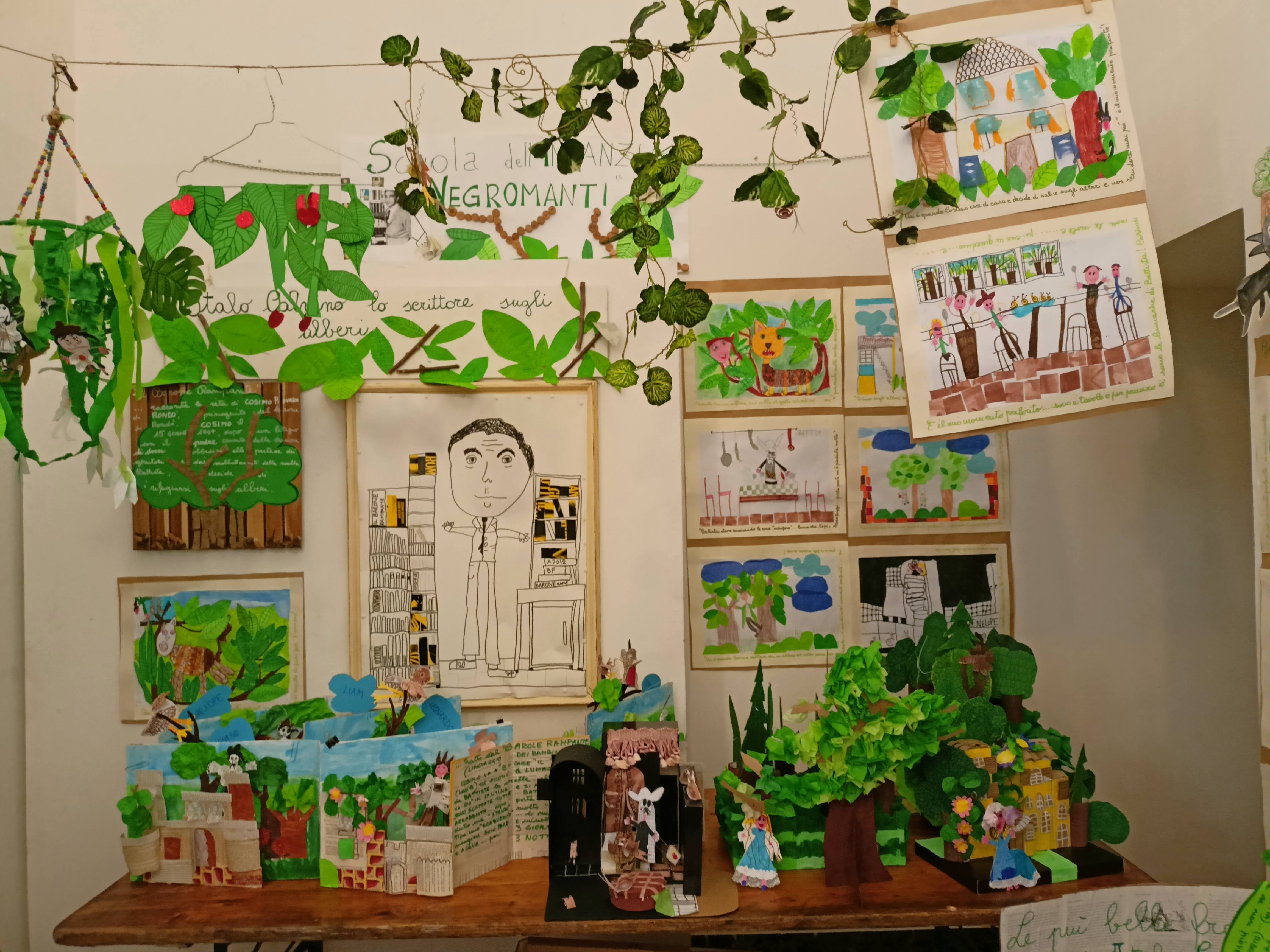 illustrazioni, diorami realizzati dagli alunni delle scuole in mostra