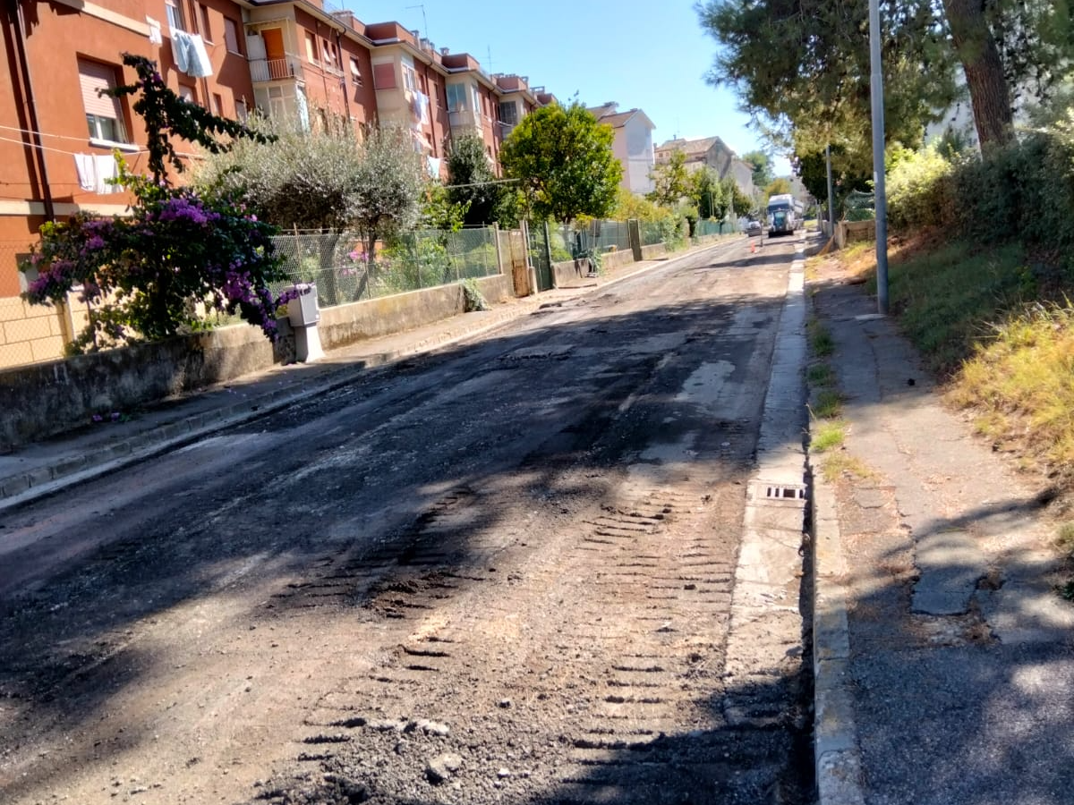 lavori sull'asfalto