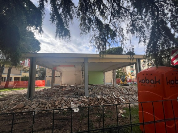 Demolizione del vecchio plesso della Scuola Garibaldi